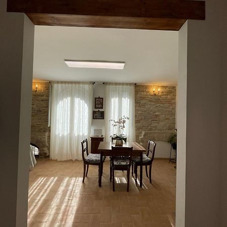 Ferienwohnung Casa La Rosa Gubbio Exterior foto