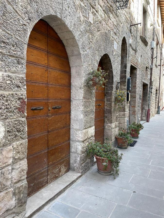 Ferienwohnung Casa La Rosa Gubbio Exterior foto